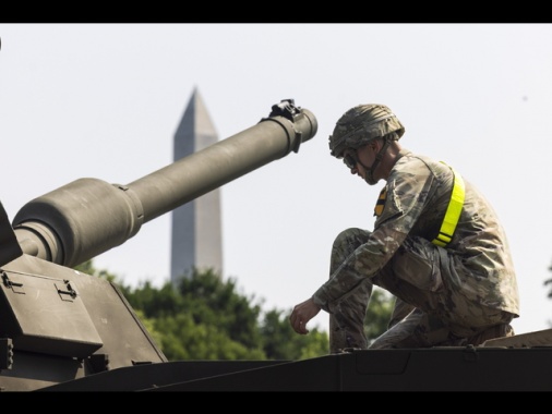 Axios, l'Iran lancia un missile verso una base Usa in Iraq