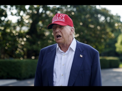 Trump minaccia di arrestare Mamdani se non coopererà su migranti