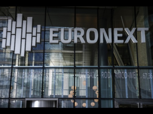 Borsa: l'Europa apre in rialzo e guarda a trattativa sui dazi