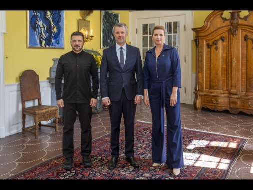 Zelensky, 'in Russia decide solo Putin, serve vertice'