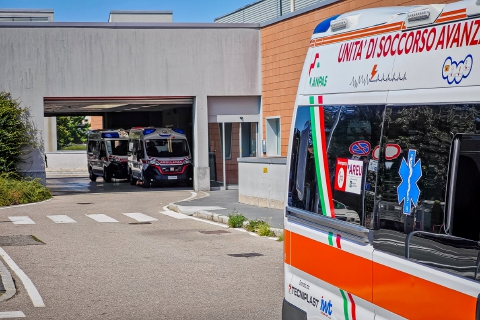 Cunardo: uomo ferito con arma da taglio. È giallo