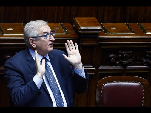 Foti, 'green deal senza senso, saremo giardinetto per anziani'