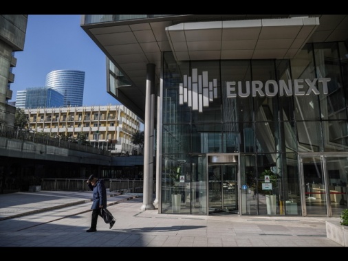 Borsa: Europa in cauto rialzo con Wall Street, Milano +0,12%