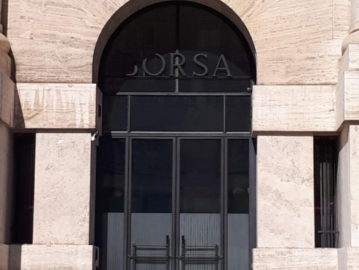 Borsa: Milano chiude in rialzo, +1,33%