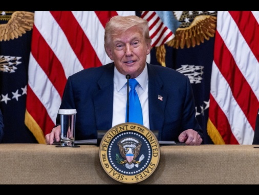 Trump, 'i dazi rendono gli Usa di nuovo grandi e ricchi'