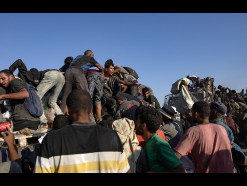 Israele riapre parzialmente il commercio privato con Gaza