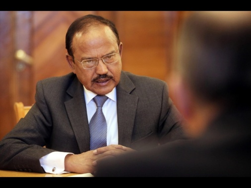 Media indiani, consigliere alla sicurezza Doval volato a Mosca