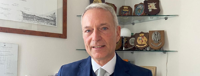 I social “candidano” Luca Marsico a Palazzo Estense