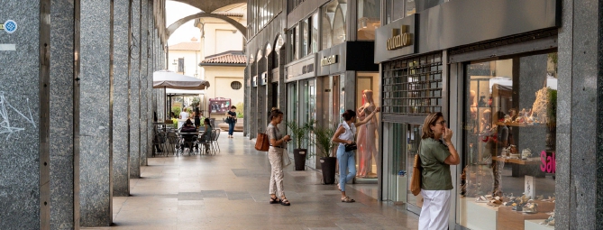 Ferragosto a Busto, ecco chi terrà le serrande alzate