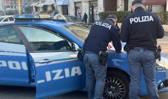 Varese: tormenta la ex. Interviene la Polizia