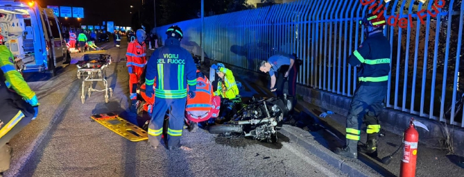 Morti in moto due ragazzi