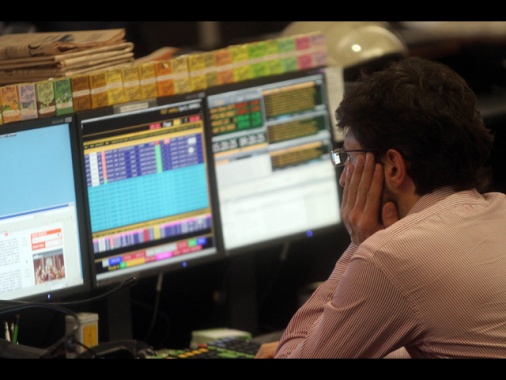 Borsa: Milano chiude in calo (-0,13%), scivolone di Stellantis