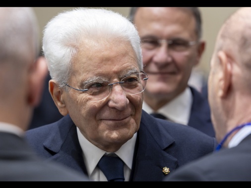 Mattarella, servono percorsi di dialogo che aiutino la pace