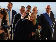 a82192a9aed0db8f858a9ab493055819_68e0f3a68d82a.jpg