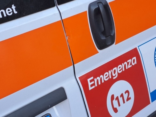 Investita mentre va a scuola, muore 17enne