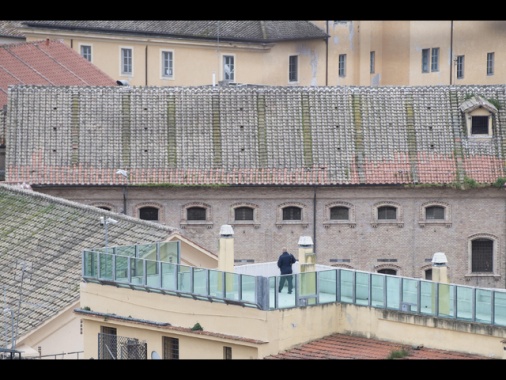 Crolla parte tetto carcere Regina Coeli, nessun ferito
