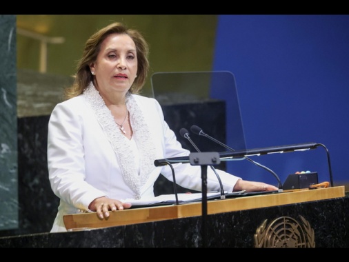Parlamento Perù approva via libera a impeachment Boluarte