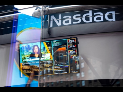 Wall Street cala con minaccia di Trump alla Cina, Nasdaq -1,09%