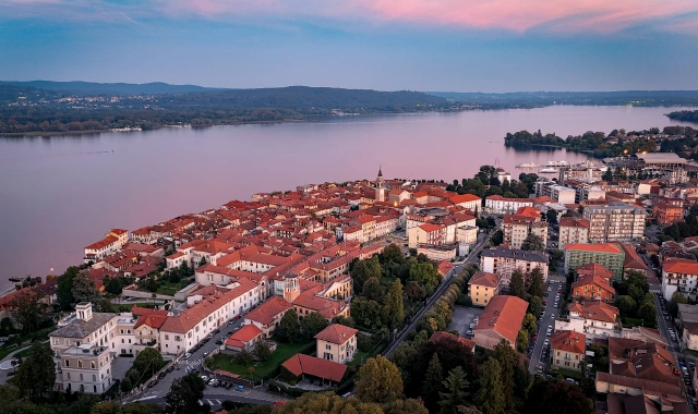 Arona vola in Cina per attirare turisti