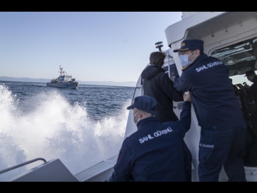 Naufragio al largo della Turchia, morti 14 migranti