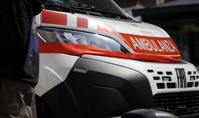 Schianto in auto, morta donna di 93 anni