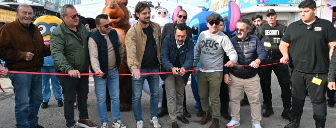 Legnano, luna park: primo giro di giostra