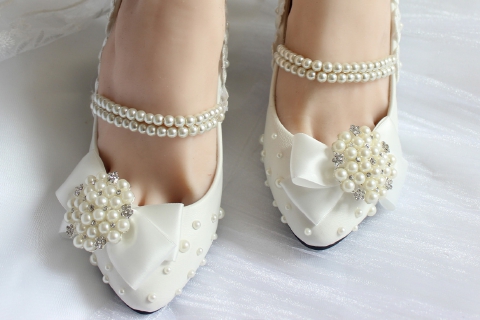 I ladri fanno sparire anche le scarpe da sposa