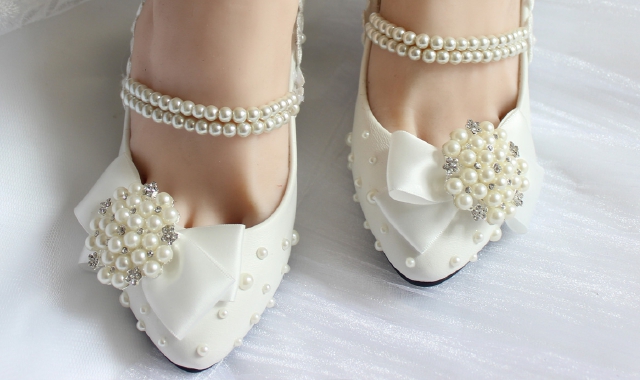 I ladri fanno sparire anche le scarpe da sposa