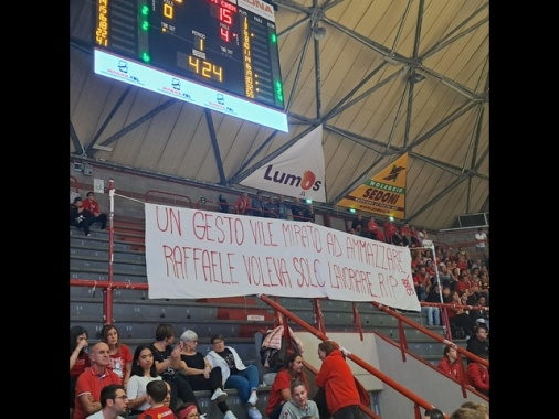 Agguato al bus, stop trasferte a tifosi Rieti e Pistoia
