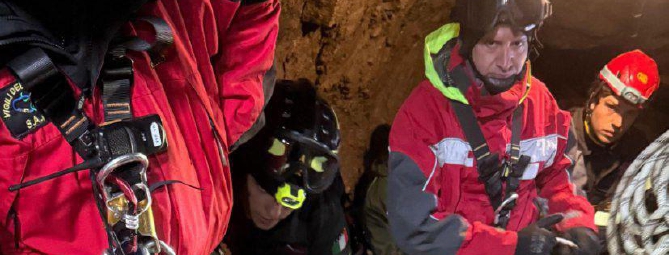 Intrappolato nei cunicoli della diga. Ma è solo un’esercitazione