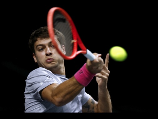 Tennis: Masters 1000 Parigi; Cobolli si ferma contro Shelton