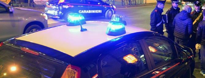 Aggredita di notte dal marito ubriaco