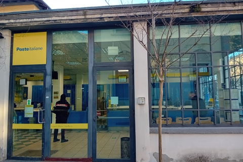 Induno: ladri di notte alle Poste