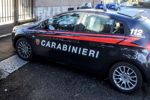 Pugno da uno sconosciuto: 15enne in ospedale