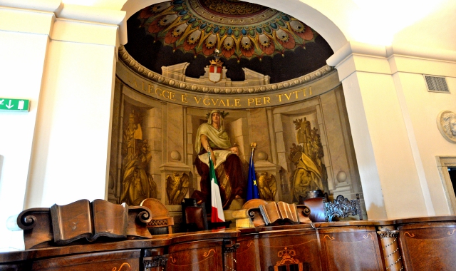 Viggiù, forbiciata al genero: anziano a processo