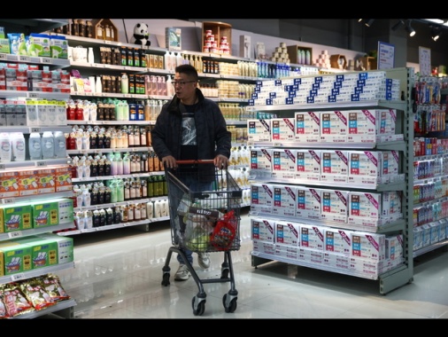 Cina: export di ottobre crolla a -1,1%, import frena a +1%