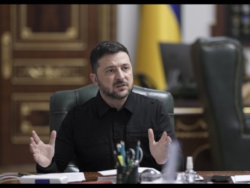 Zelensky, i russi radunano truppe a nord est di Kharkiv