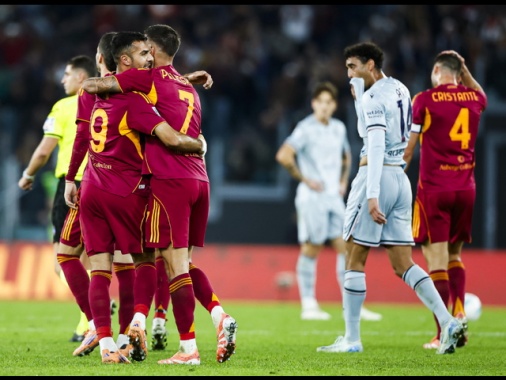 Serie A: Roma-Udinese 2-0, giallorossi primi