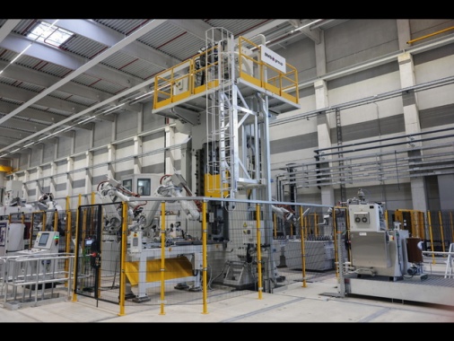 ++ Produzione industriale a settembre +2,8% mese, +1,5% anno ++