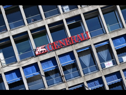 Generali, utile nei nove mesi sale a 3,3 miliardi