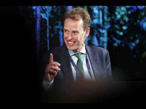 Elderson (Bce), benefici da fusioni fra banche europee