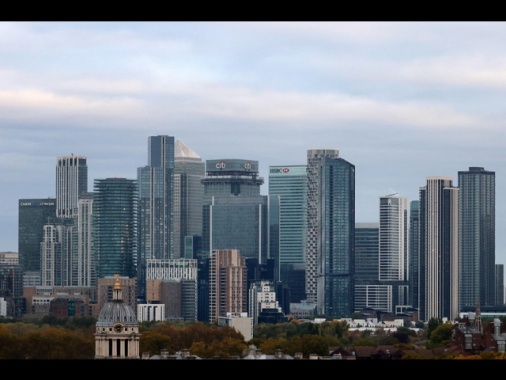 Borsa: l'Europa conclude in calo, Francoforte -0,69%