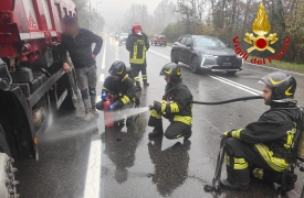 Camion fa scintille sulla Lacuale