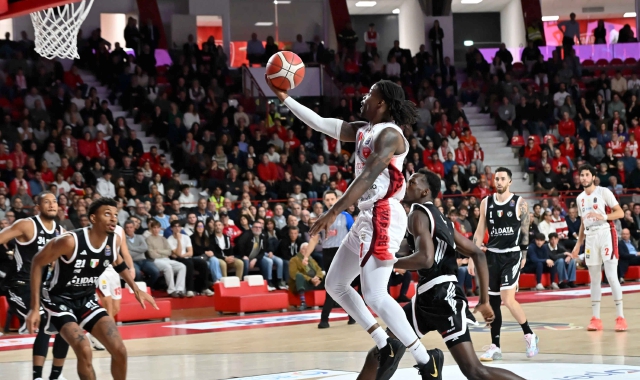 Ecco il derby: Varese vuole sbloccarsi contro Cantù