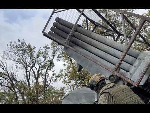 Titoli difesa giù in Borsa su rumors di accordo Russia-Ucraina