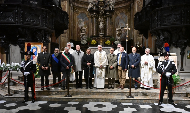 In Basilica a Varese erano presenti le autorità militari e civili (foto Angelo Puricelli)