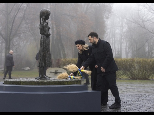 Zelensky, 'fare di tutto contro i feroci attacchi russi'