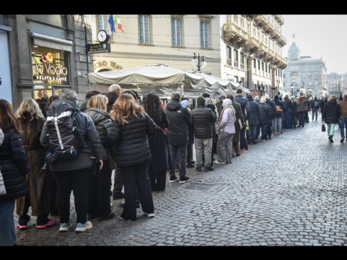 Alla camera ardente di Ornella Vanoni circa 5mila persone