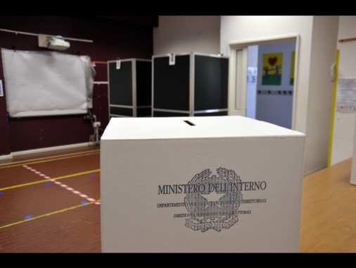 Exit poll Opinio per Rai, Fico, Cirielli e Decaro oltre il 50%