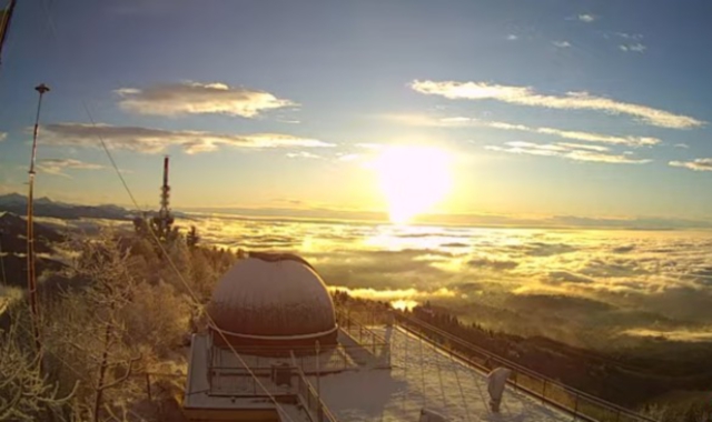 Alba al Campo dei Fiori, tra neve e nubi